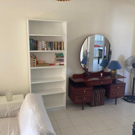 Ekali House Apartments ลิมาซอล ภายนอก รูปภาพ