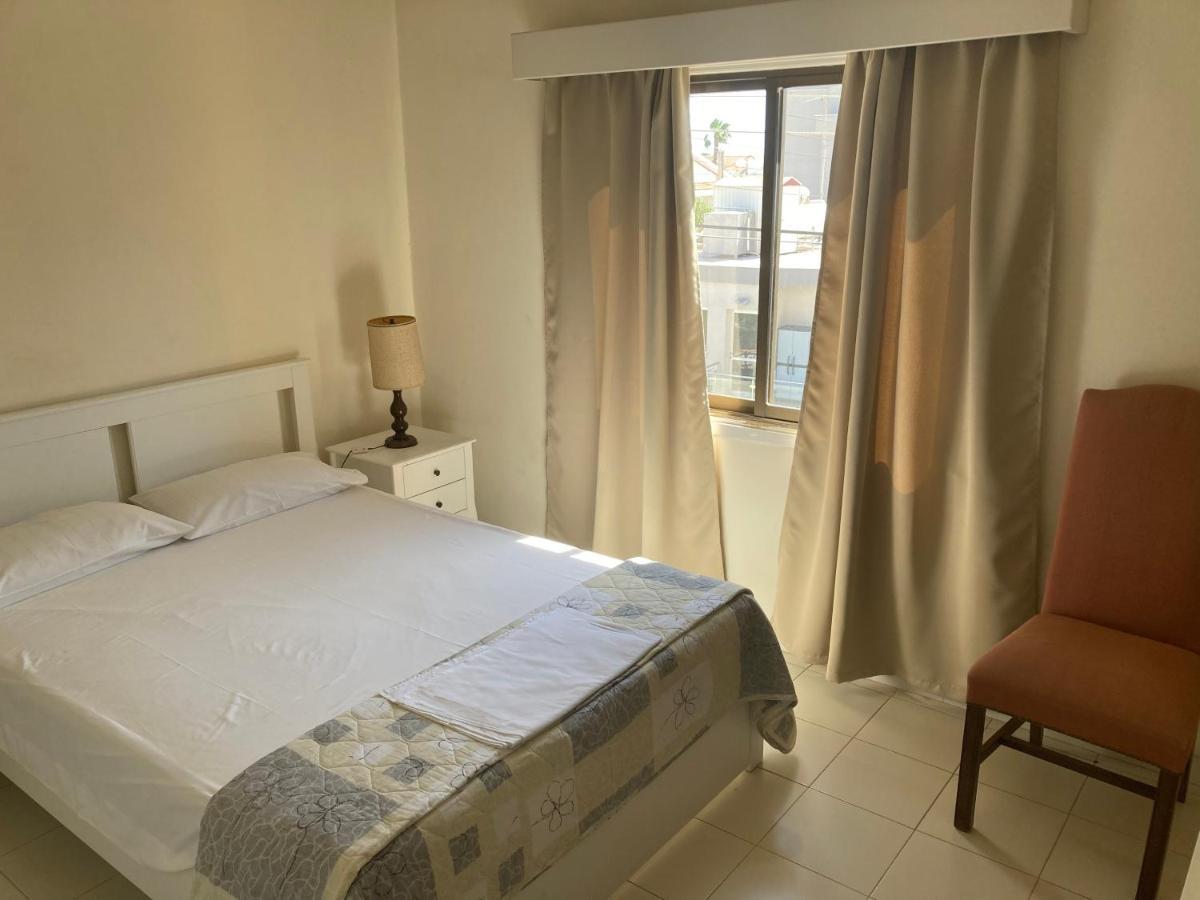 Ekali House Apartments ลิมาซอล ภายนอก รูปภาพ