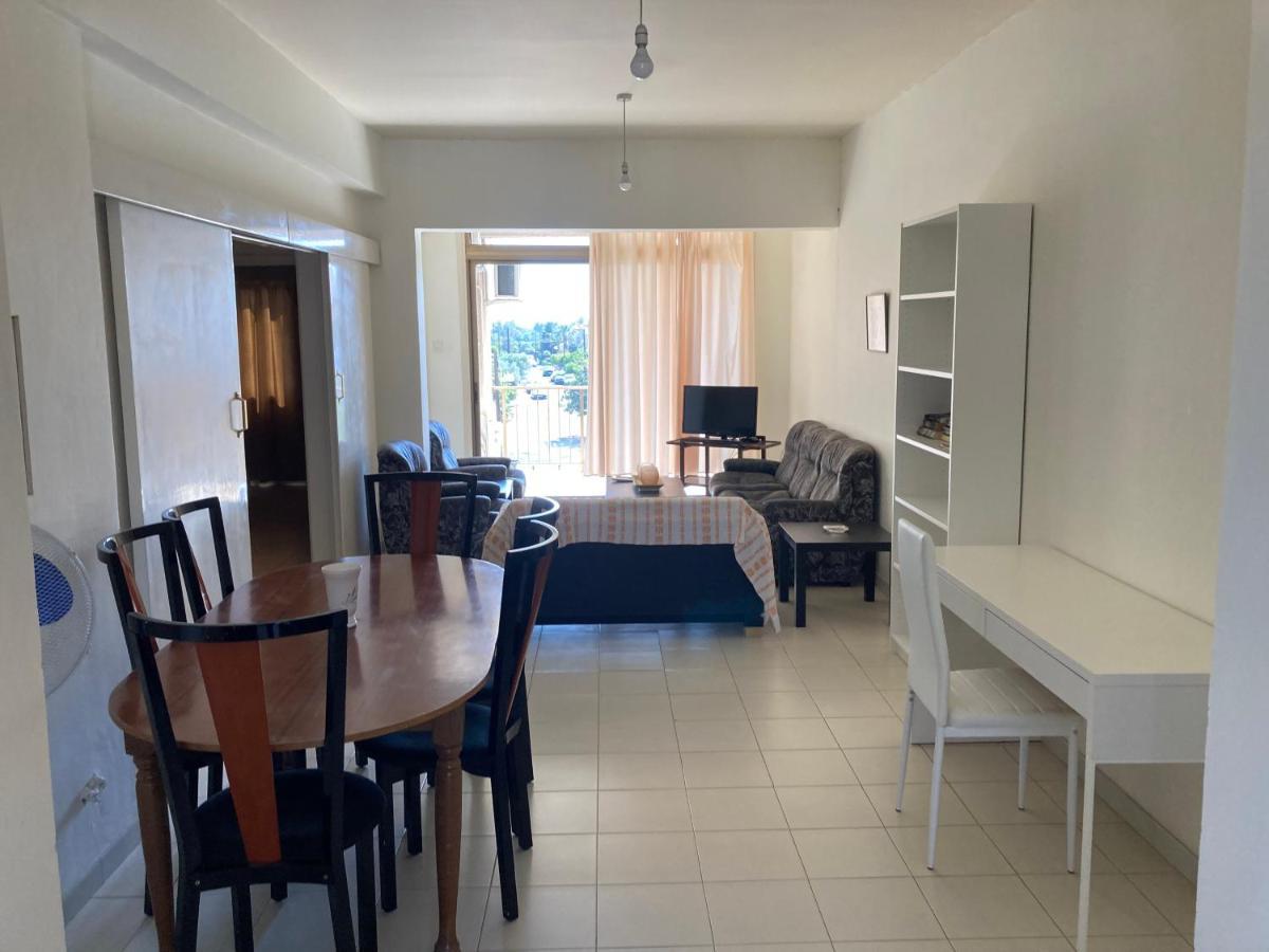 Ekali House Apartments ลิมาซอล ภายนอก รูปภาพ