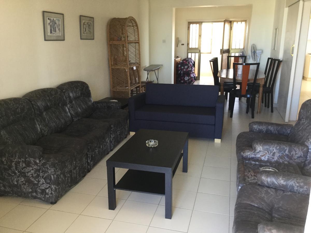 Ekali House Apartments ลิมาซอล ภายนอก รูปภาพ